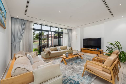 ویلا برای اجاره در Jumeirah Golf Estates، Dubai، امارات متحده عربی 4 خوابه ، 318.6 متر مربع ، شماره 764411 - تصویر 2
