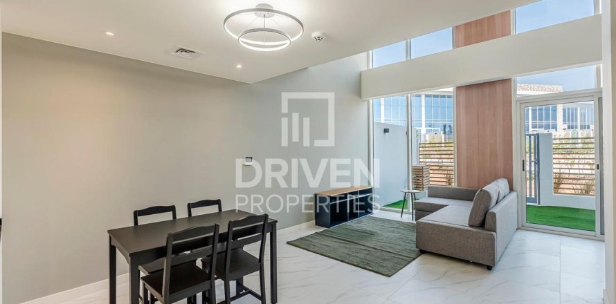 Villa em Dubai Land, Dubai, EAU 2 quartos, 167 m2 № 655205