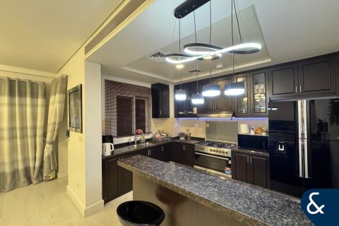 Radový dom v Dubai Land, SAE 3 spálne, 186 m2 č. 697702 - Fotografia 4