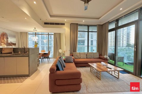 Lägenhet till försäljning i Dubai, UAE 3 sovrum, 162.2 kvm Nr. 678145 - fotografi 3