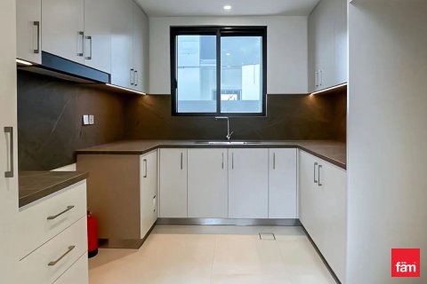 Villa sa Dubai, UAE 5 silid-tulugan, 455.4 sq.m. № 669827 - larawan 2