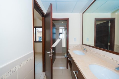 فيلا للإيجار في دبي، الإمارات العربية المتحدة 3 غرفة نوم ، 236 متر مربع ، رقم 681147 - صورة 16