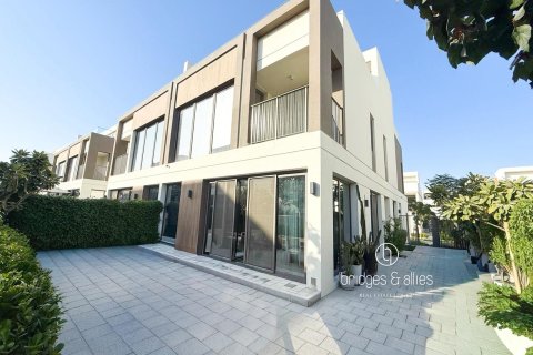 Vila v Tilal Al Ghaf, Dubai, SAE 4 ložnice, 224 m² Č.: 685852