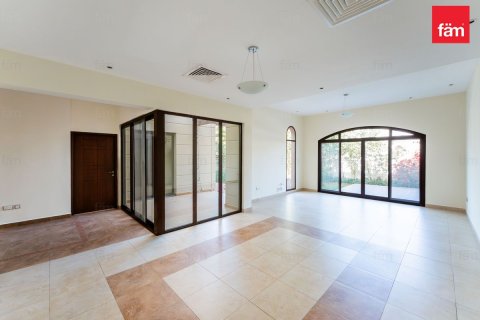 Dubai, संयुक्त अरब अमीरात में टाउनहाउस, 4 बेडरूम, 309.4 वर्ग मीटर, संख्या 685869 - फ़ोटो 16