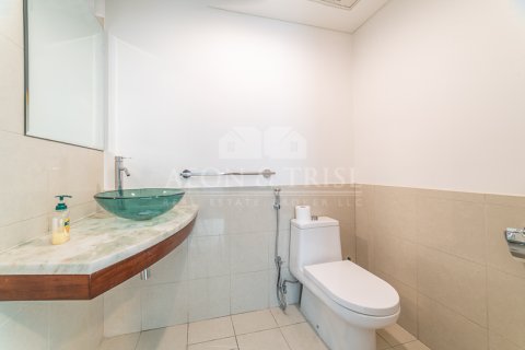 Apartament de vânzare în World Trade Center, Dubai, EAU 1 dormitor, 135 mp.  №649364 - poză 1