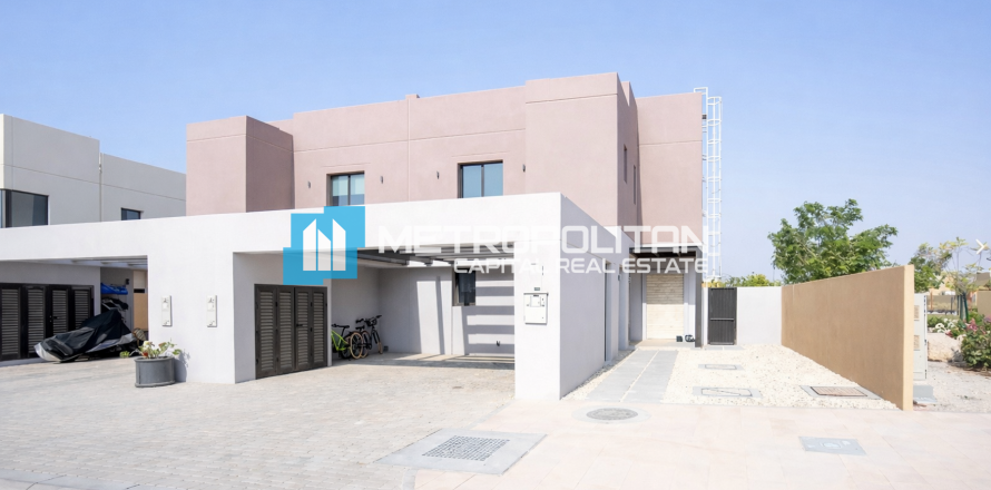 Villetta a schiera a Ghantoot, Abu Dhabi, EAU 2 camere da letto, 311.2 mq. № 686695