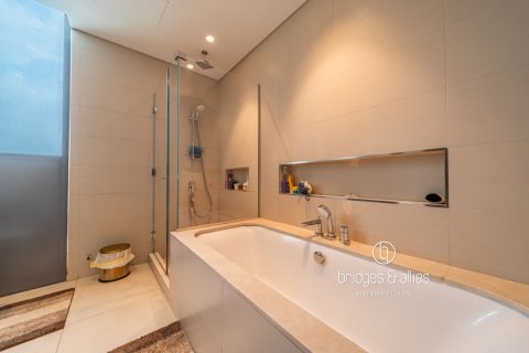 Huoneisto Downtown Dubai (Downtown Burj Dubai), Arabiemiraatit 1 makuuhuone, 82 m2 № 686690 - kuva 13