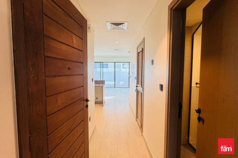 Townhouse in Dubai, UAE 4 bedrooms, 144 sq.m. № 707984 - photo 15