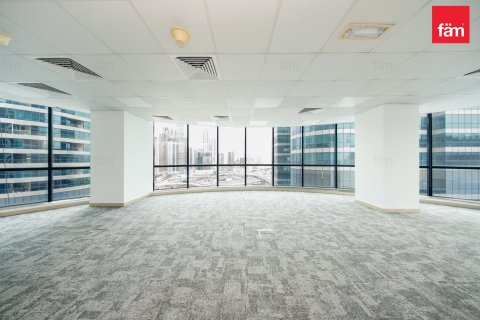 Bureau à Dubai, EAU: 101.5 m2 № 708320