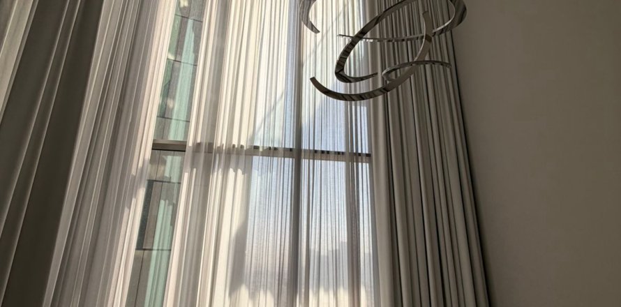 דירה ב Business Bay, Dubai, איחוד האמירויות 1 חדר שינה, 120.2 מ"ר מספר 708319