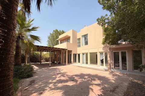 Villa zur Miete in Arabian Ranches, Dubai, VAE 3 Schlafzimmer, 345.52 m2 Nr. 768866 - Foto 2