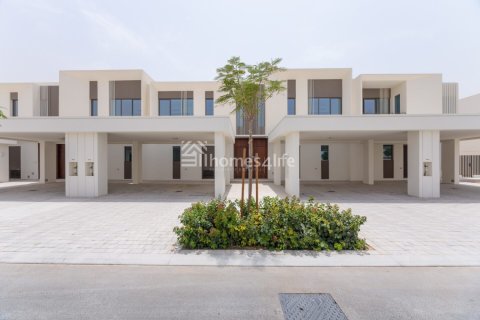 Vila u Tilal Al Ghaf, Dubai, UAE 235 m2, 4 spavaćih soba Br. 677507