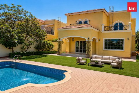 Vila u gradu Jumeirah Park, Dubai, UAE 4 spavaće sobe, 762.3 m2 Br. 751184
