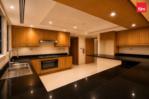Jumeirah Park、Dubai、UAE にあるヴィラの賃貸物件 4ベッドルーム、762.3 m2、No751184 - 写真 3