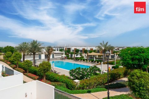 Dubai, BAE’de sıra ev 3 yatak odası, 175 m&sup2; No 712999