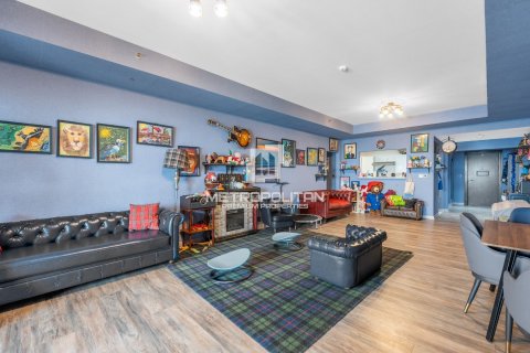 شقة للبيع في نخلة جميرا، دبي، الإمارات العربية المتحدة 3 غرفة نوم ، 222 متر مربع ، رقم 663895 - صورة 2