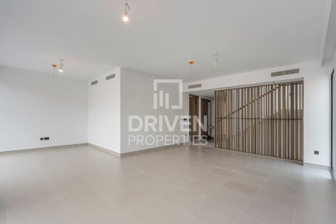 Villa til leje i Tilal Al Ghaf, Dubai, UAE 4 soveværelser, 418.71 kvm № 746236 - foto 2
