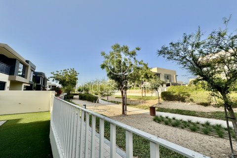 Vilë në Dubai Hills Estate, Emiratet e Bashkuara Arabe 5 dhoma gjumi, 254.1 m2. № 629728 - Foto 22