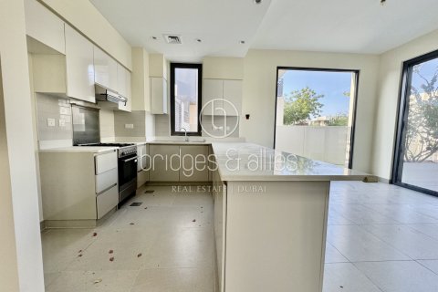 Vilë në Dubai Hills Estate, Emiratet e Bashkuara Arabe 5 dhoma gjumi, 254.1 m2. № 629728 - Foto 5