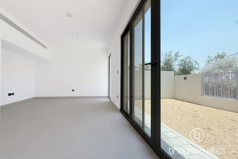 Vilă de închiriat în Dubai, EAU 4 dormitoare, 316.9 mp.  №629729 - poză 6