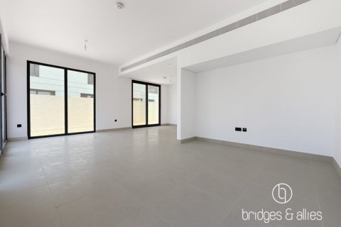 Vilă de închiriat în Dubai, EAU 4 dormitoare, 316.9 mp.  №629729 - poză 16
