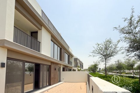 Vilă de închiriat în Dubai, EAU 4 dormitoare, 316.9 mp.  №629729 - poză 5