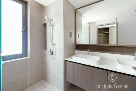 Vilă de închiriat în Dubai, EAU 4 dormitoare, 316.9 mp.  №629729 - poză 14