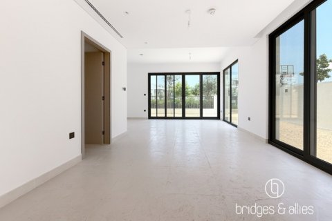 Vilă de închiriat în Dubai, EAU 4 dormitoare, 316.9 mp.  №629729 - poză 4