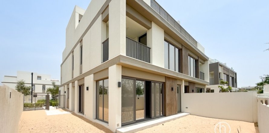 Vilă în Dubai, EAU 4 dormitoare, 316.9 mp. №629729