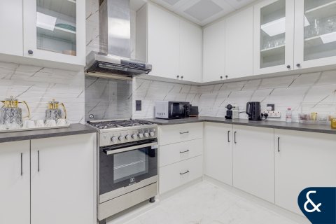 Lägenhet till försäljning i Downtown Dubai (Downtown Burj Dubai), Dubai, UAE 1 sovrum, 181 kvm Nr. 667694 - fotografi 9