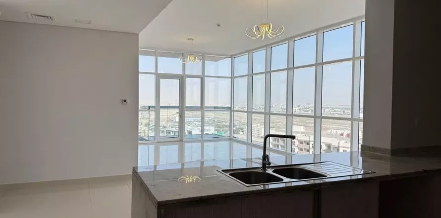 Al Furjan, Dubai, UAE의 아파트 침실 2개, 145.3제곱미터 번호 641387