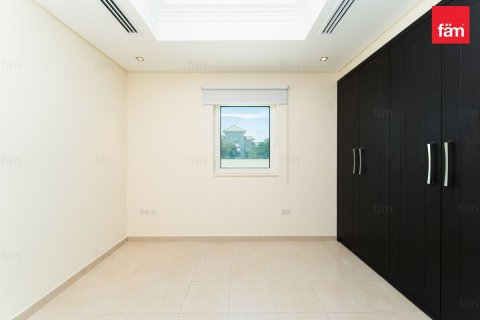 Al Furjan, Dubai, UAE의 임대용 빌라 침실 4개, 644.5제곱미터 번호 715107 - 사진 13