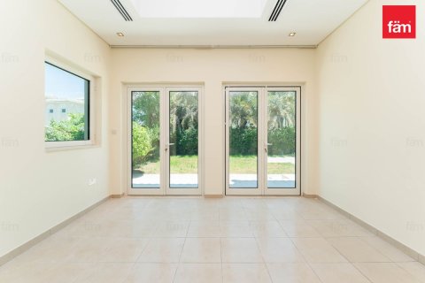 Al Furjan, Dubai, UAE의 임대용 빌라 침실 4개, 644.5제곱미터 번호 715107 - 사진 7