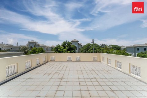 Al Furjan, Dubai, UAE의 임대용 빌라 침실 4개, 644.5제곱미터 번호 715107 - 사진 20