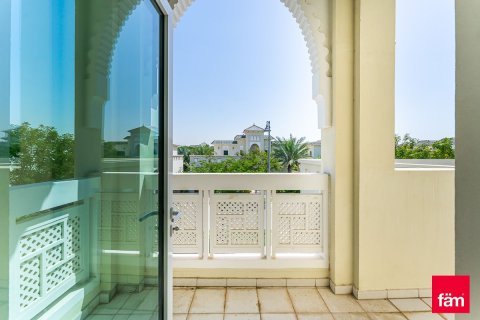Villa en alquiler en Al Furjan, Dubai, EAU 4 dormitorios, 644.5 m2 № 715107 - foto 16