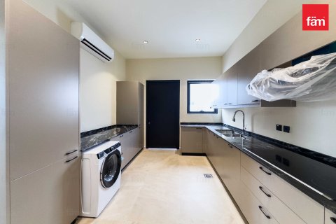 Vilë në Al Furjan, Dubai, Emiratet e Bashkuara Arabe 5 dhoma gjumi, 619.8 m2. № 641558 - Foto 10