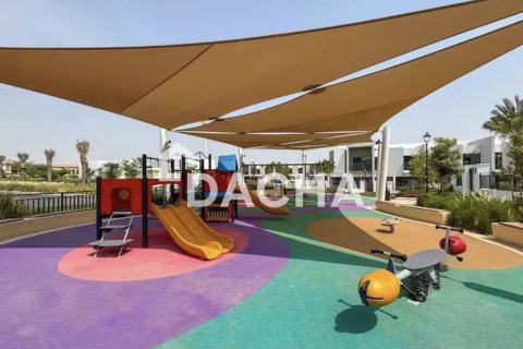 Vilë në Dubai Land, Dubai, Emiratet e Bashkuara Arabe 3 dhoma gjumi, 181 m2. № 714651 - Foto 10