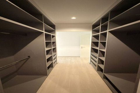 Hartanah komersil di Tilal City, Sharjah, UAE 5 bilik tidur, 602 meter persegi № 666193 - foto 29