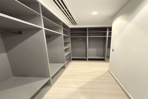 Hartanah komersil di Tilal City, Sharjah, UAE 5 bilik tidur, 602 meter persegi № 666193 - foto 28