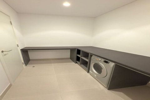 Hartanah komersil di Tilal City, Sharjah, UAE 5 bilik tidur, 602 meter persegi № 666193 - foto 11