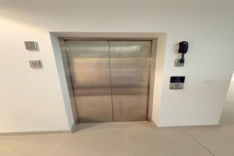 Hartanah komersil di Tilal City, Sharjah, UAE 5 bilik tidur, 602 meter persegi № 666193 - foto 19