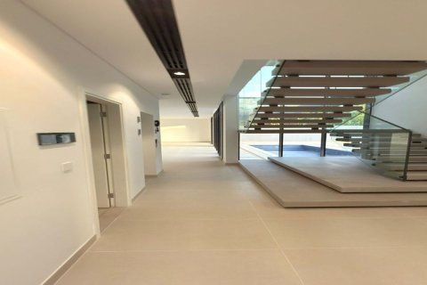 Hartanah komersil di Tilal City, Sharjah, UAE 5 bilik tidur, 602 meter persegi № 666193 - foto 18