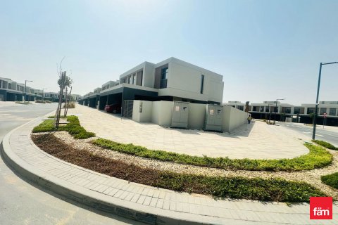Vila di Dubai, UEA 4 kamar tidur, 346.8 m2 nomor 715613 - foto 12