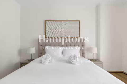 Apartemen di Downtown Dubai (Downtown Burj Dubai), UEA 1 kamar tidur, 84.17011800 m2 nomor 701828 - foto 2