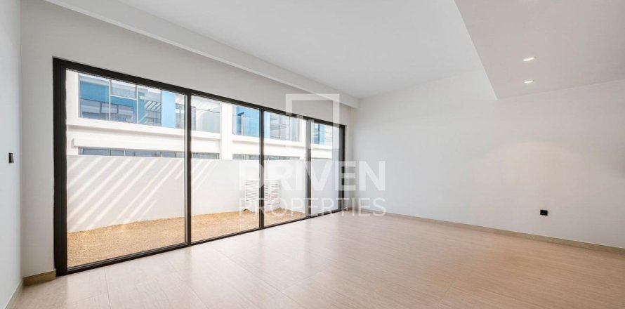 Kuća u nizu u Damac Lagoons, Dubai, UAE 144 m2, 4 spavaćih soba Br. 755565