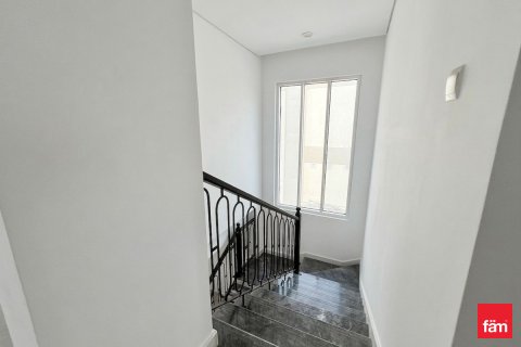 Villa in Dubai, UAE 6 bedrooms, 708.6 sq.m. № 714012 - photo 14