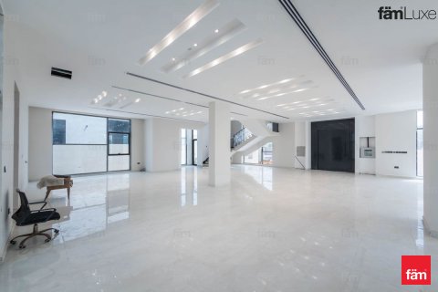 Villa in Al Barsha, Dubai, UAE 5 bedrooms, 884.3 sq.m. № 714013 - photo 13