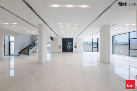 Villa in Al Barsha, Dubai, UAE 5 bedrooms, 884.3 sq.m. № 714013 - photo 17