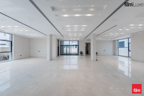 Villa in Al Barsha, Dubai, UAE 5 bedrooms, 884.3 sq.m. № 714013 - photo 9