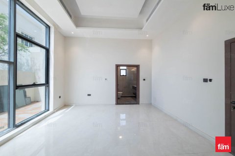 Villa in Al Barsha, Dubai, UAE 5 bedrooms, 884.3 sq.m. № 714013 - photo 21